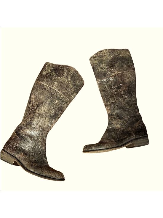 Steve Madden Shoes - Y2K Steven By Steve Madden Reins Distressed Equestrian Steampunk Riding Boot 5.5